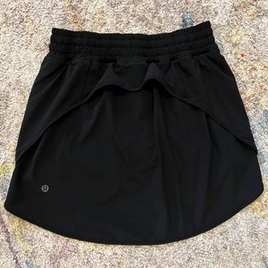 Lululemon Hotty Hot High-Rise Skirt